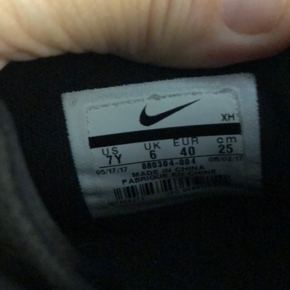 Paul George’s basketball shoes - Picture 5 of 5